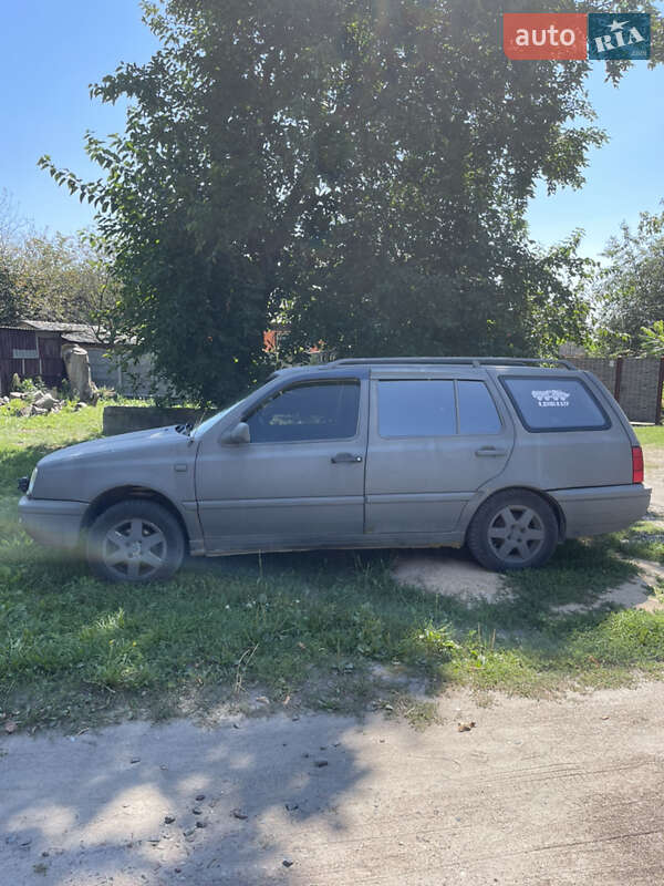 Универсал Volkswagen Golf 1994 в Вышгороде
