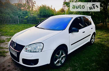 Хэтчбек Volkswagen Golf 2008 в Ахтырке