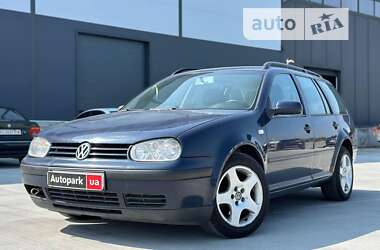 Універсал Volkswagen Golf 2003 в Львові