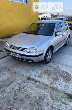 Хэтчбек Volkswagen Golf 2001 в Дрогобыче