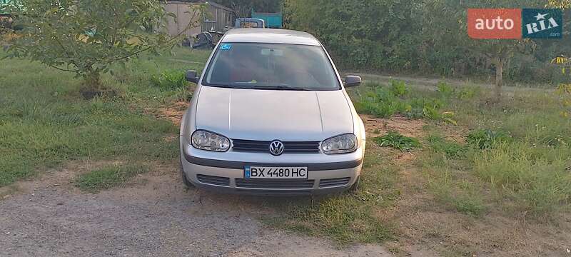 Volkswagen Golf 2000