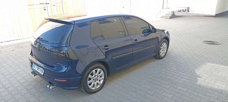 Хэтчбек Volkswagen Golf 2005 в Хмельницком