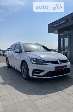 Универсал Volkswagen Golf 2020 в Ровно