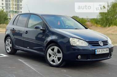 Хэтчбек Volkswagen Golf 2007 в Киеве