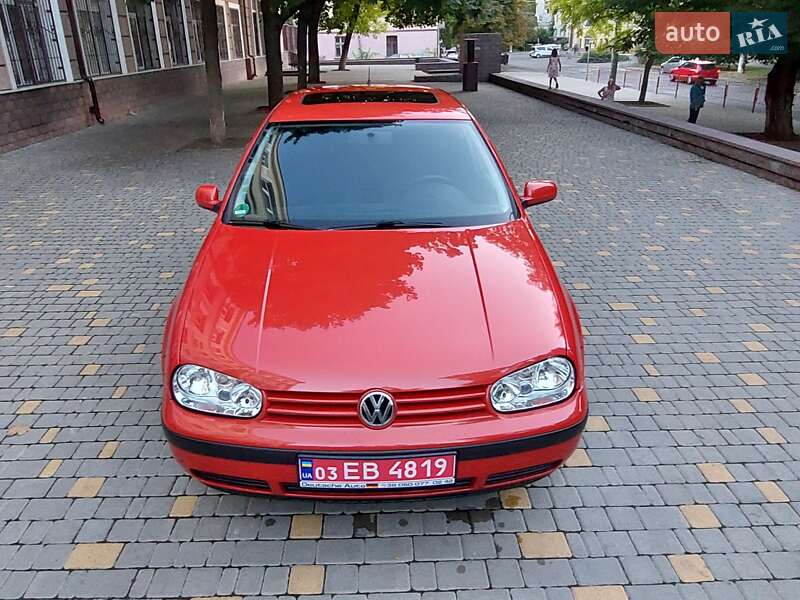 Хетчбек Volkswagen Golf 1999 в Одесі