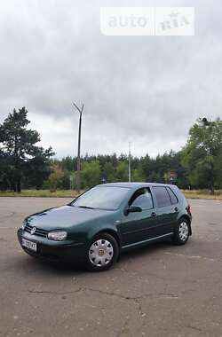 Хетчбек Volkswagen Golf 2000 в Києві