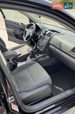 Универсал Volkswagen Golf 2007 в Черновцах