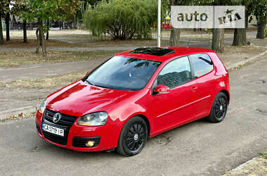 Хетчбек Volkswagen Golf 2007 в Черкасах