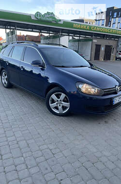 Універсал Volkswagen Golf 2011 в Івано-Франківську