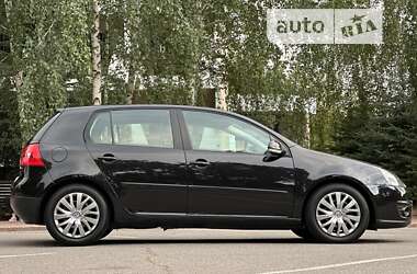 Хетчбек Volkswagen Golf 2008 в Вінниці