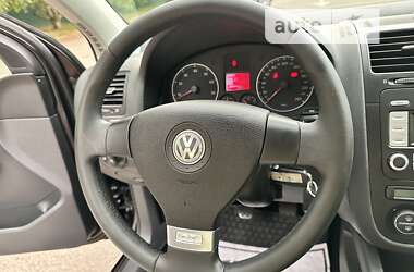 Хетчбек Volkswagen Golf 2008 в Вінниці