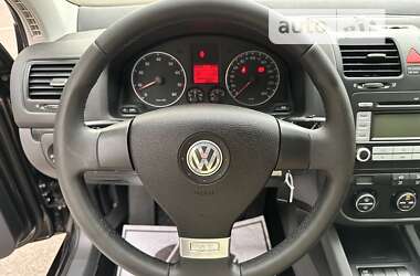 Хетчбек Volkswagen Golf 2008 в Вінниці