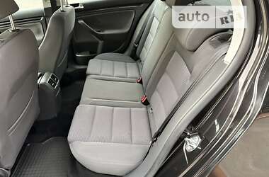 Хетчбек Volkswagen Golf 2008 в Вінниці