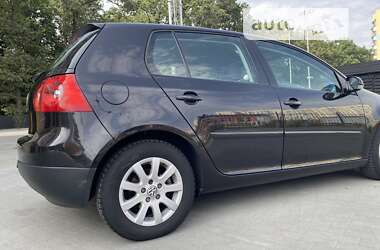 Хетчбек Volkswagen Golf 2005 в Вінниці