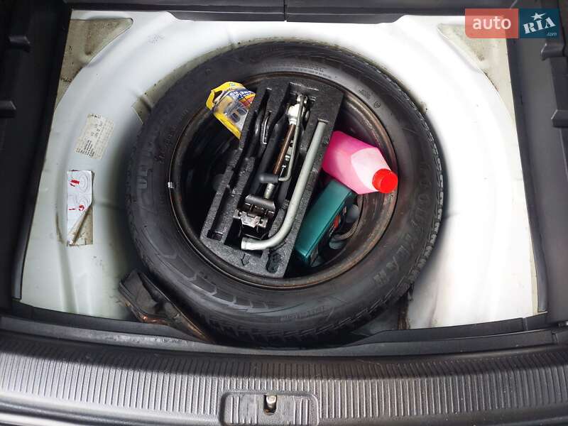 Универсал Volkswagen Golf 2012 в Львове