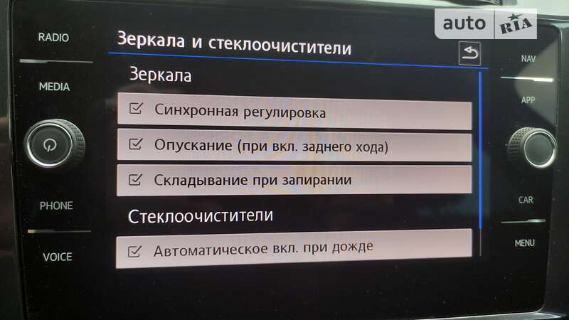 Універсал Volkswagen Golf 2017 в Чернігові