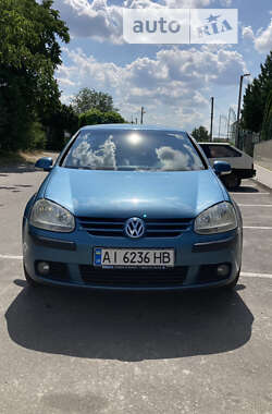 Хэтчбек Volkswagen Golf 2005 в Кривом Озере