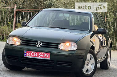 Хэтчбек Volkswagen Golf 2001 в Дрогобыче