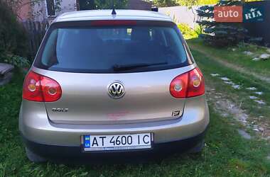 Хэтчбек Volkswagen Golf 2005 в Долине
