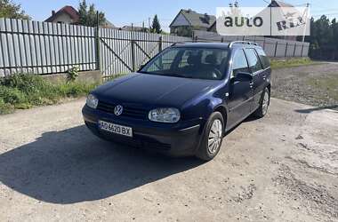 Універсал Volkswagen Golf 2001 в Ужгороді