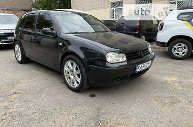 Хэтчбек Volkswagen Golf 2002 в Софиевской Борщаговке