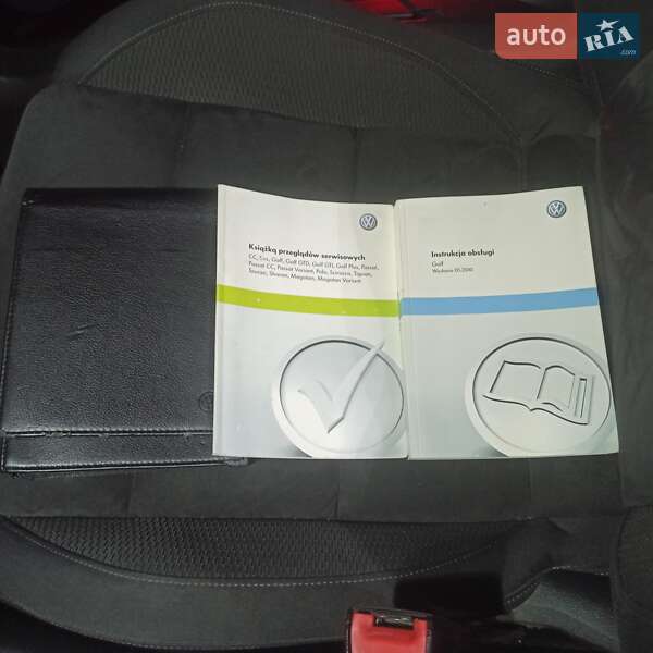Хетчбек Volkswagen Golf 2010 в Львові