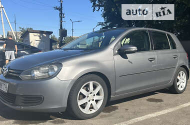 Хэтчбек Volkswagen Golf 2009 в Броварах