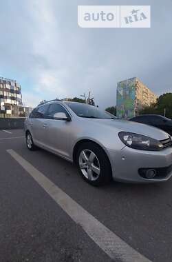 Универсал Volkswagen Golf 2010 в Харькове