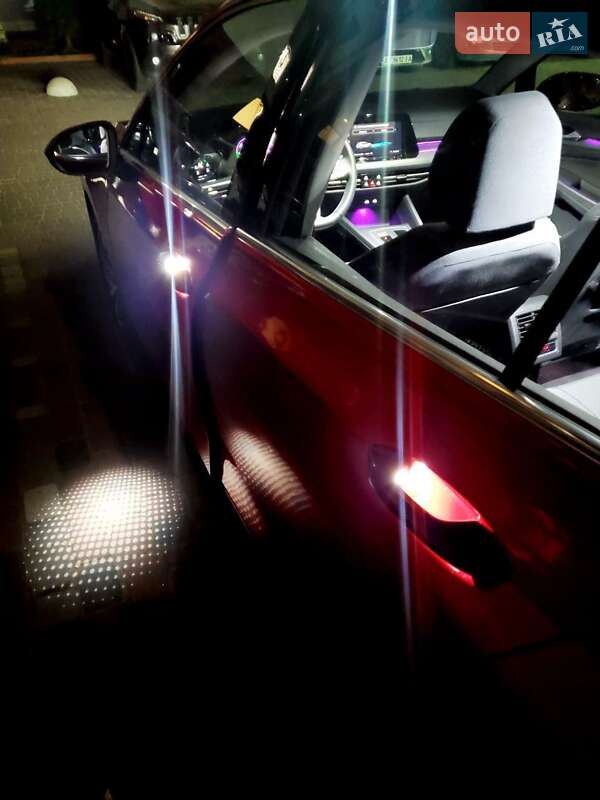 Хетчбек Volkswagen Golf 2022 в Івано-Франківську