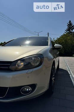 Хетчбек Volkswagen Golf 2009 в Мукачевому