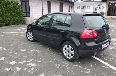 Хэтчбек Volkswagen Golf 2005 в Виннице