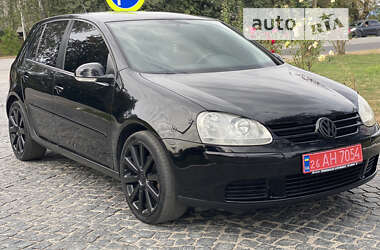 Хэтчбек Volkswagen Golf 2006 в Староконстантинове