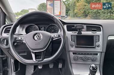 Универсал Volkswagen Golf 2016 в 