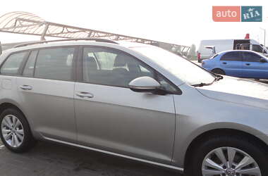 Универсал Volkswagen Golf 2015 в 