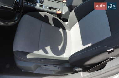 Универсал Volkswagen Golf 2015 в 