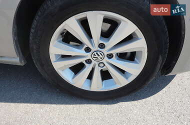 Универсал Volkswagen Golf 2015 в 