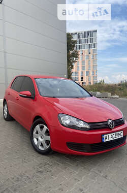 Хэтчбек Volkswagen Golf 2012 в Киеве