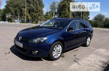 Універсал Volkswagen Golf 2011 в Києві