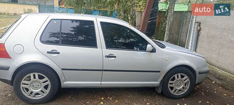 Volkswagen Golf 1999