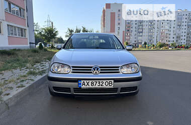 Хэтчбек Volkswagen Golf 2000 в Харькове