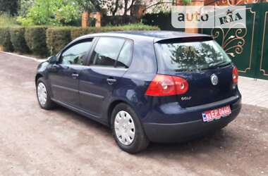 Хэтчбек Volkswagen Golf 2005 в Чернигове