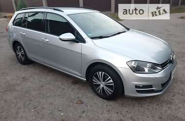 Универсал Volkswagen Golf 2014 в Хороле