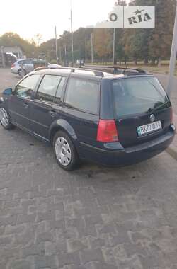 Универсал Volkswagen Golf 2001 в Луцке