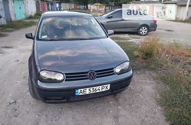 Хэтчбек Volkswagen Golf 1998 в Каменском