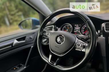 Універсал Volkswagen Golf 2013 в Житомирі