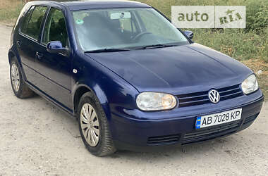 Хэтчбек Volkswagen Golf 2000 в Турбовом