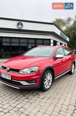 Універсал Volkswagen Golf 2016 в Львові