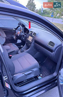 Универсал Volkswagen Golf 2011 в Ужгороде