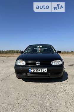 Хэтчбек Volkswagen Golf 2001 в Нежине