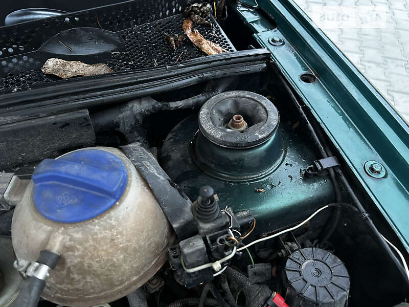 Хэтчбек Volkswagen Golf 1996 в Оброшином